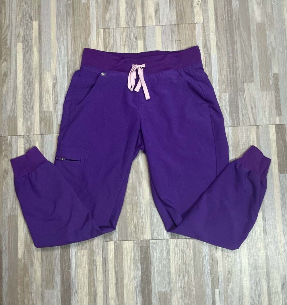 FIGS Discontinued Ultra Violet Women's Scrub Set Catarina top Zamora joggers - Picture 9 of 11